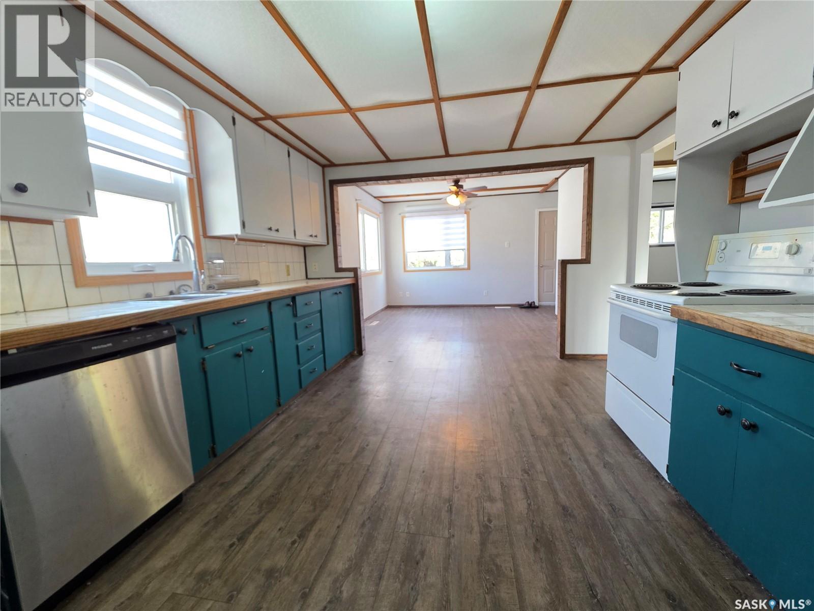 1428 Winnie Street Property Photo 5