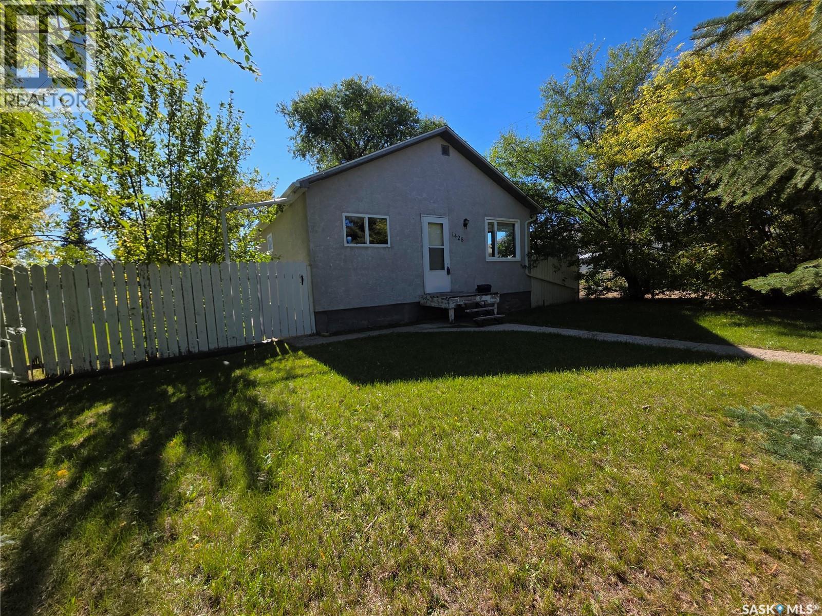 1428 Winnie Street Property Photo 25