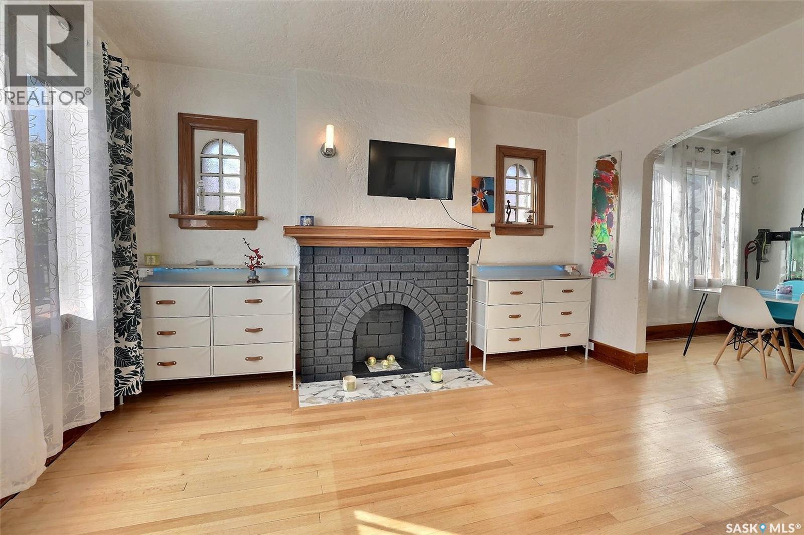 1636 Garnet Street Property Photo 4