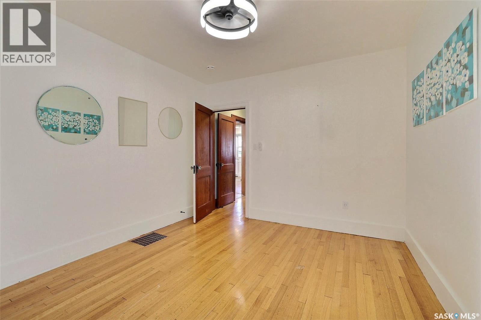 1636 Garnet Street Property Photo 13