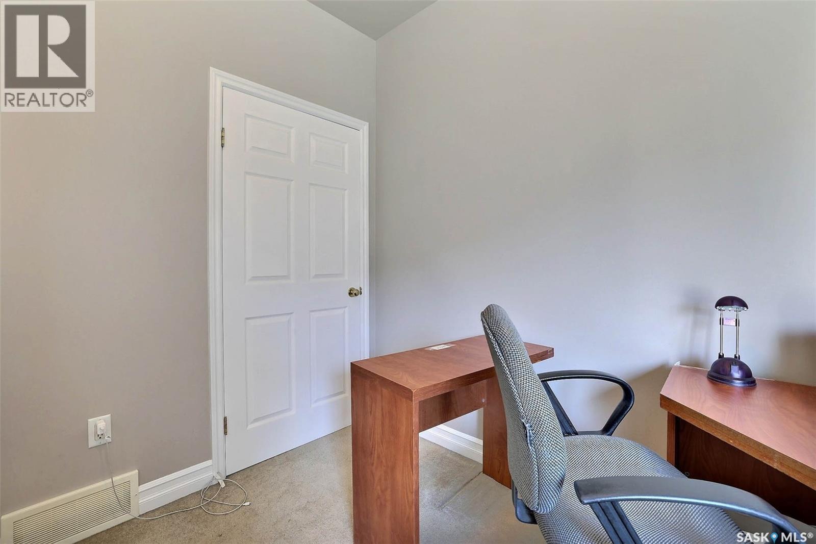 78 Woods Crescent Property Photo 23
