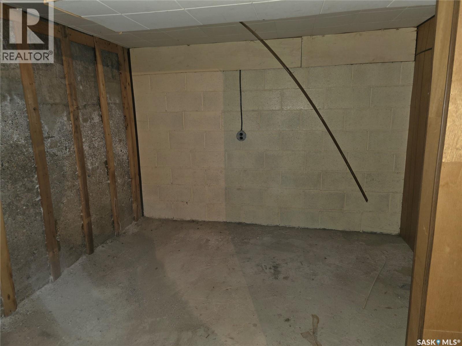 5460 Kings Avenue Property Photo 14