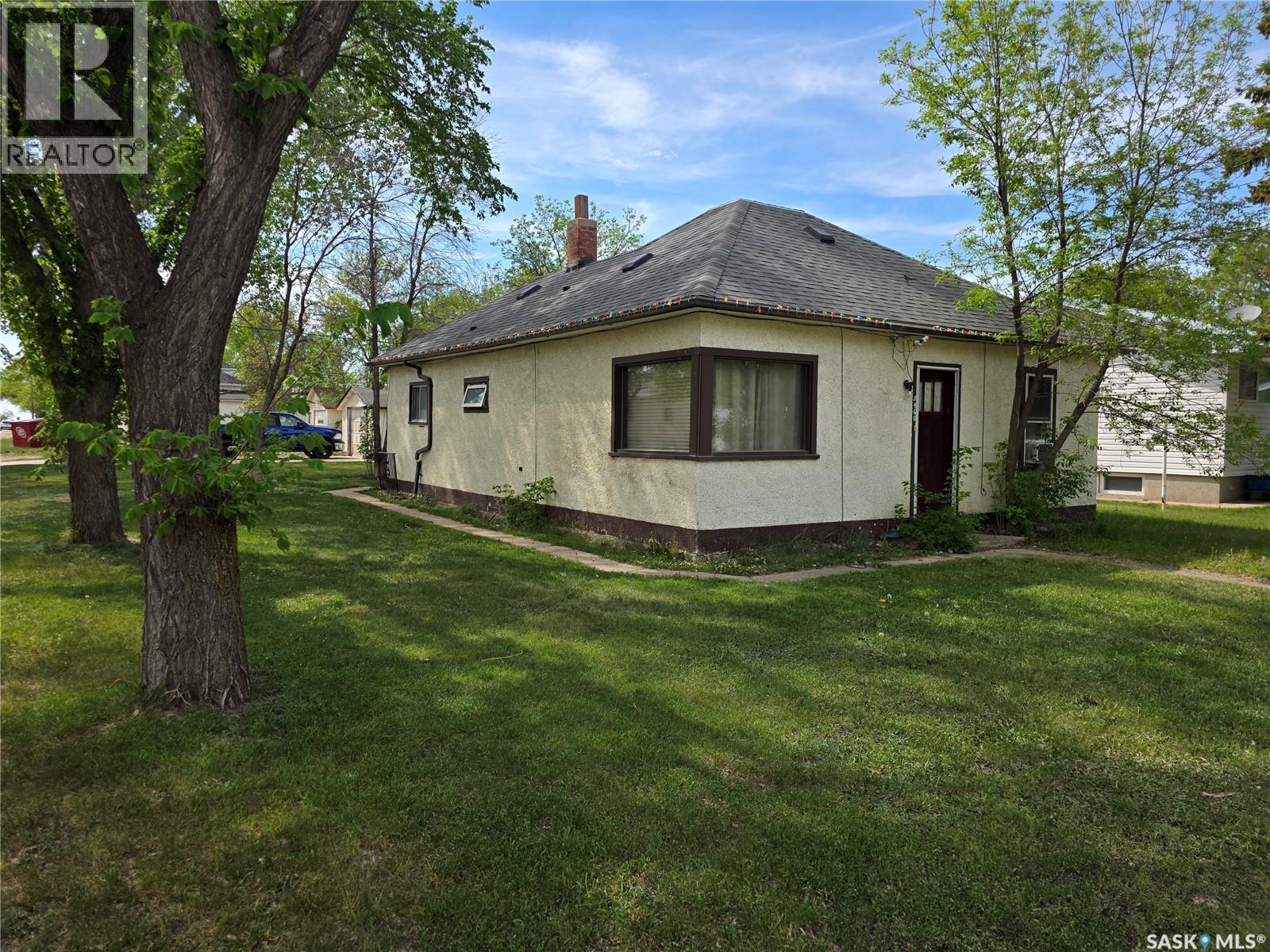 5460 Kings Avenue Property Photo 24