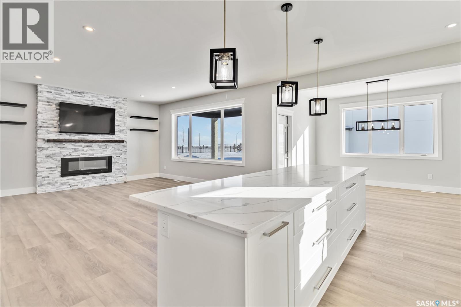 462 Yuel Crescent Property Photo 13