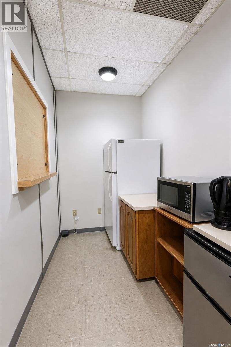 29 11th Street E Property Photo 16