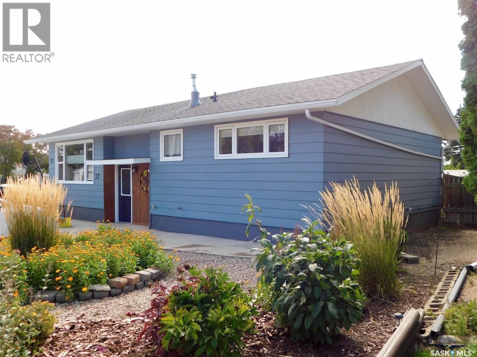 27 Kasper Crescent Property Photo 2