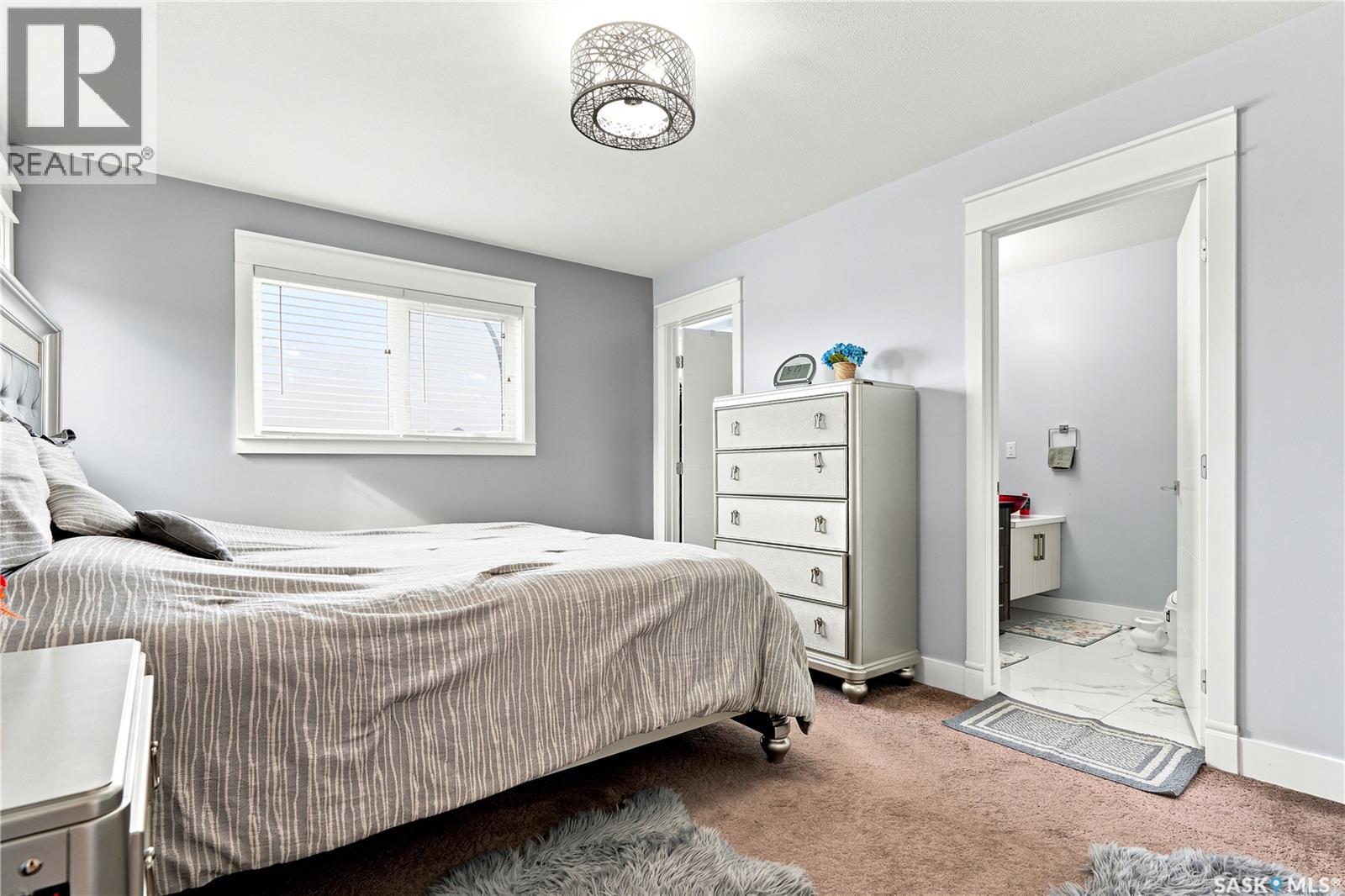 223 Ells Crescent Property Photo 28