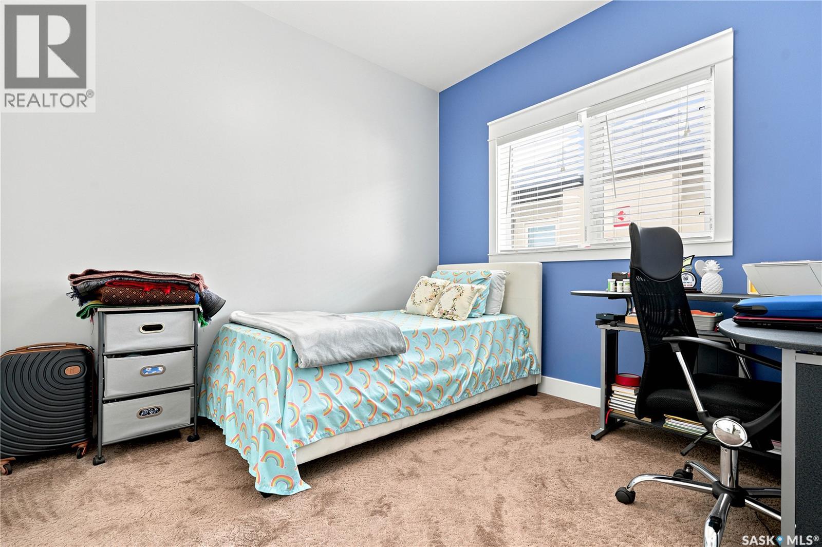 223 Ells Crescent Property Photo 33