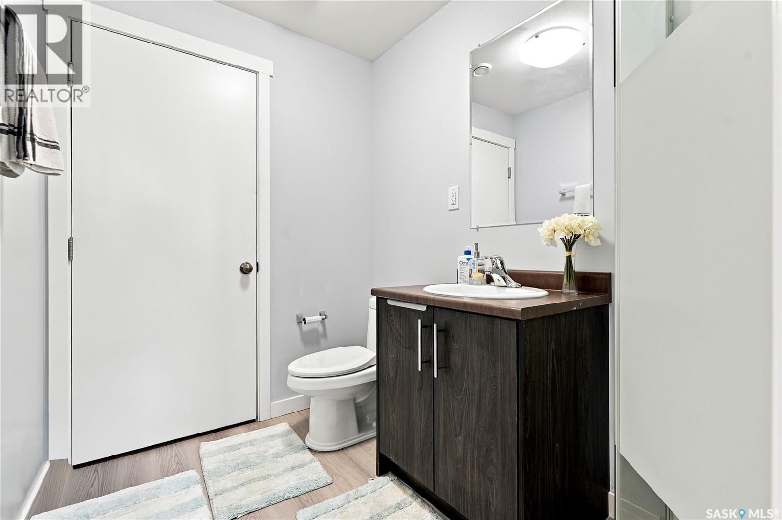 223 Ells Crescent Property Photo 41