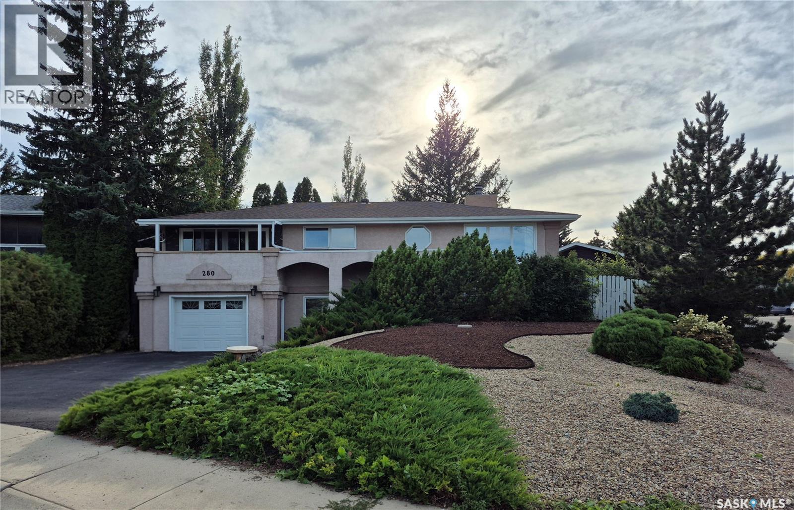 280 Hayes Drive Property Photo 1