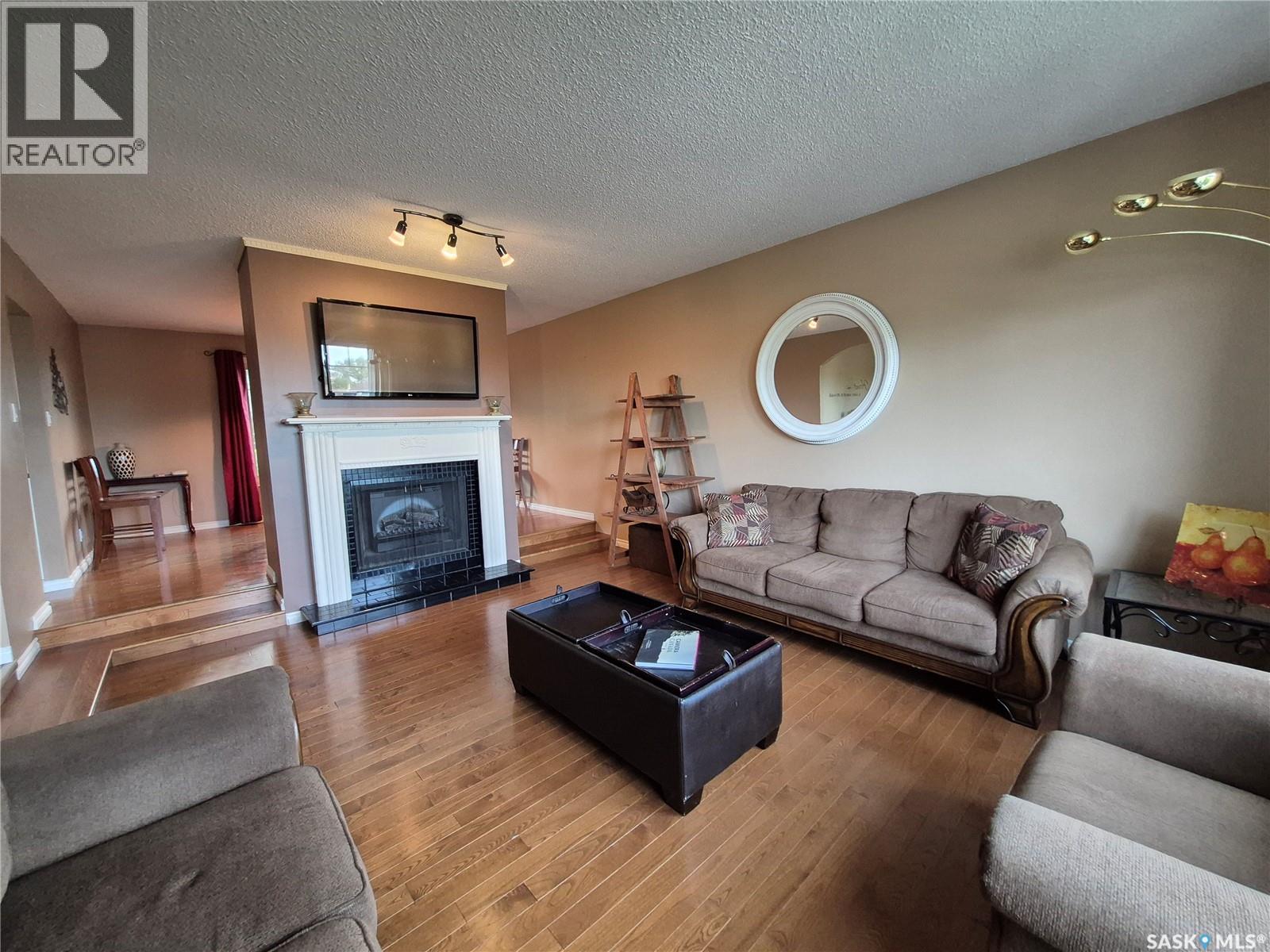 280 Hayes Drive Property Photo 4