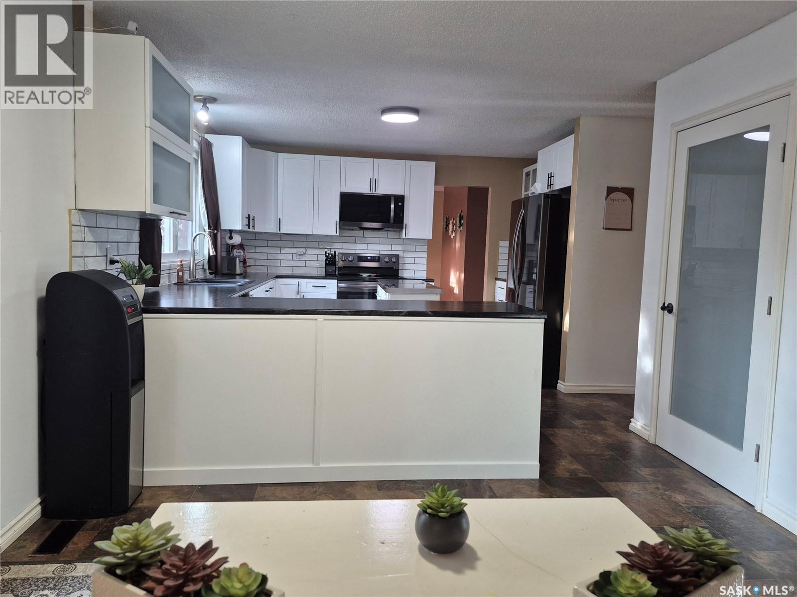 280 Hayes Drive Property Photo 16
