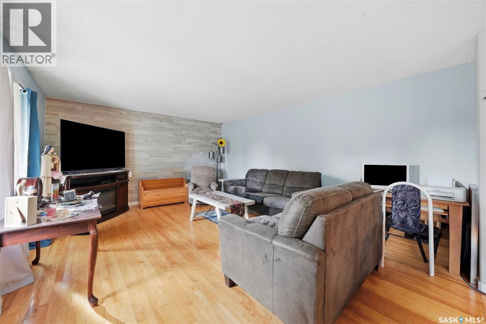 234 Winnipeg Avenue S Property Photo 12