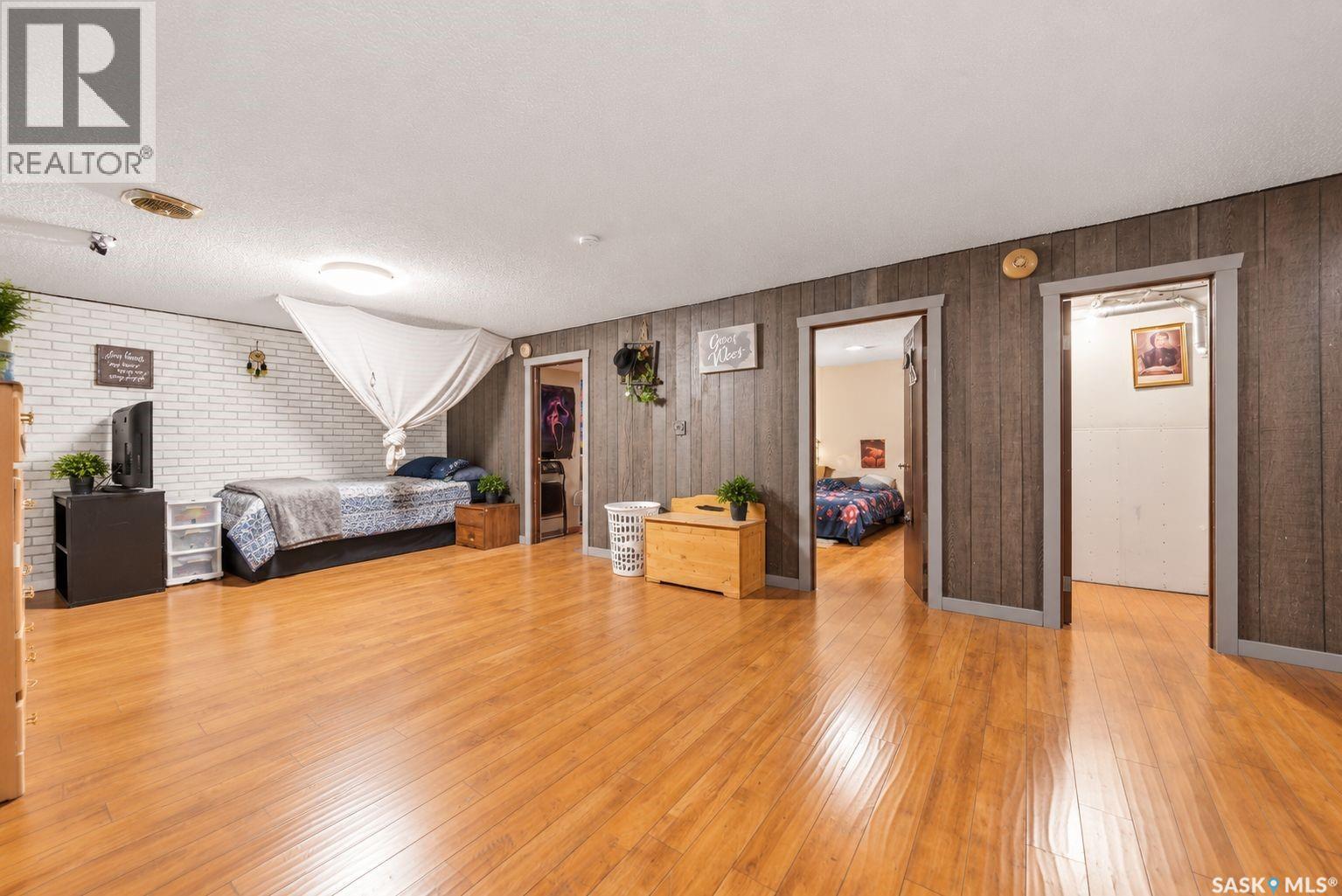 234 Winnipeg Avenue S Property Photo 19