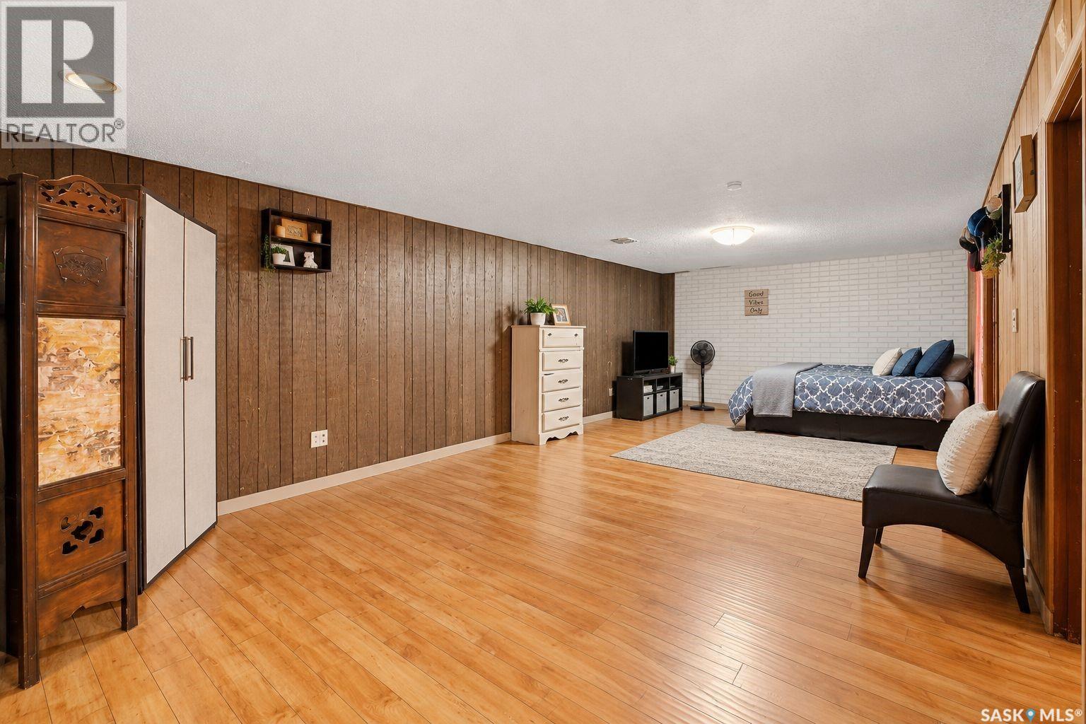 234 Winnipeg Avenue S Property Photo 20