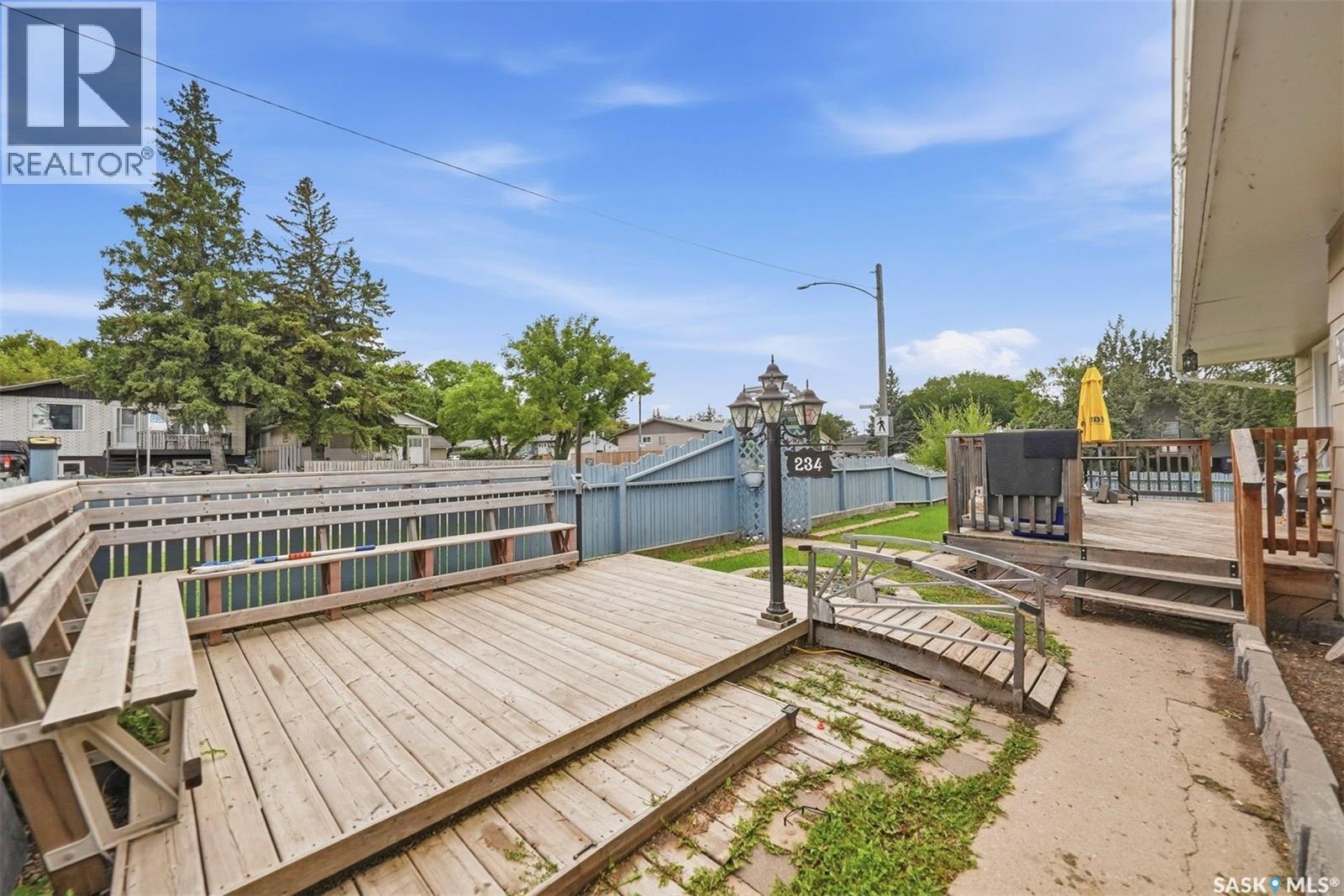 234 Winnipeg Avenue S Property Photo 31