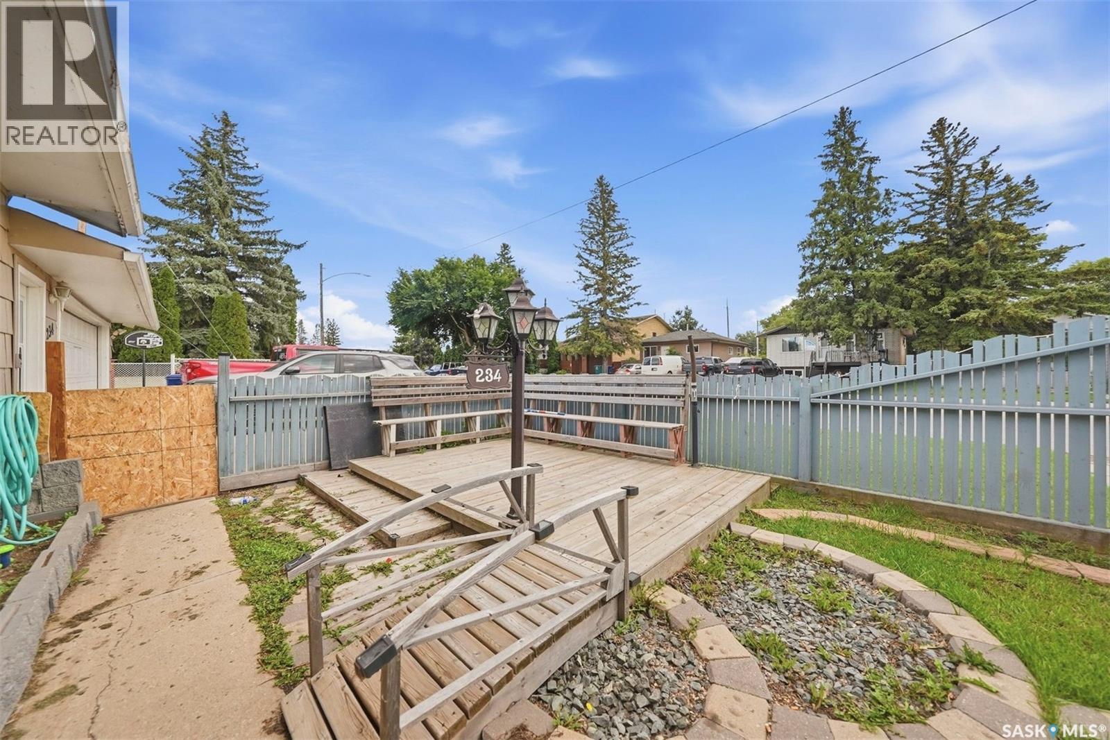 234 Winnipeg Avenue S Property Photo 32