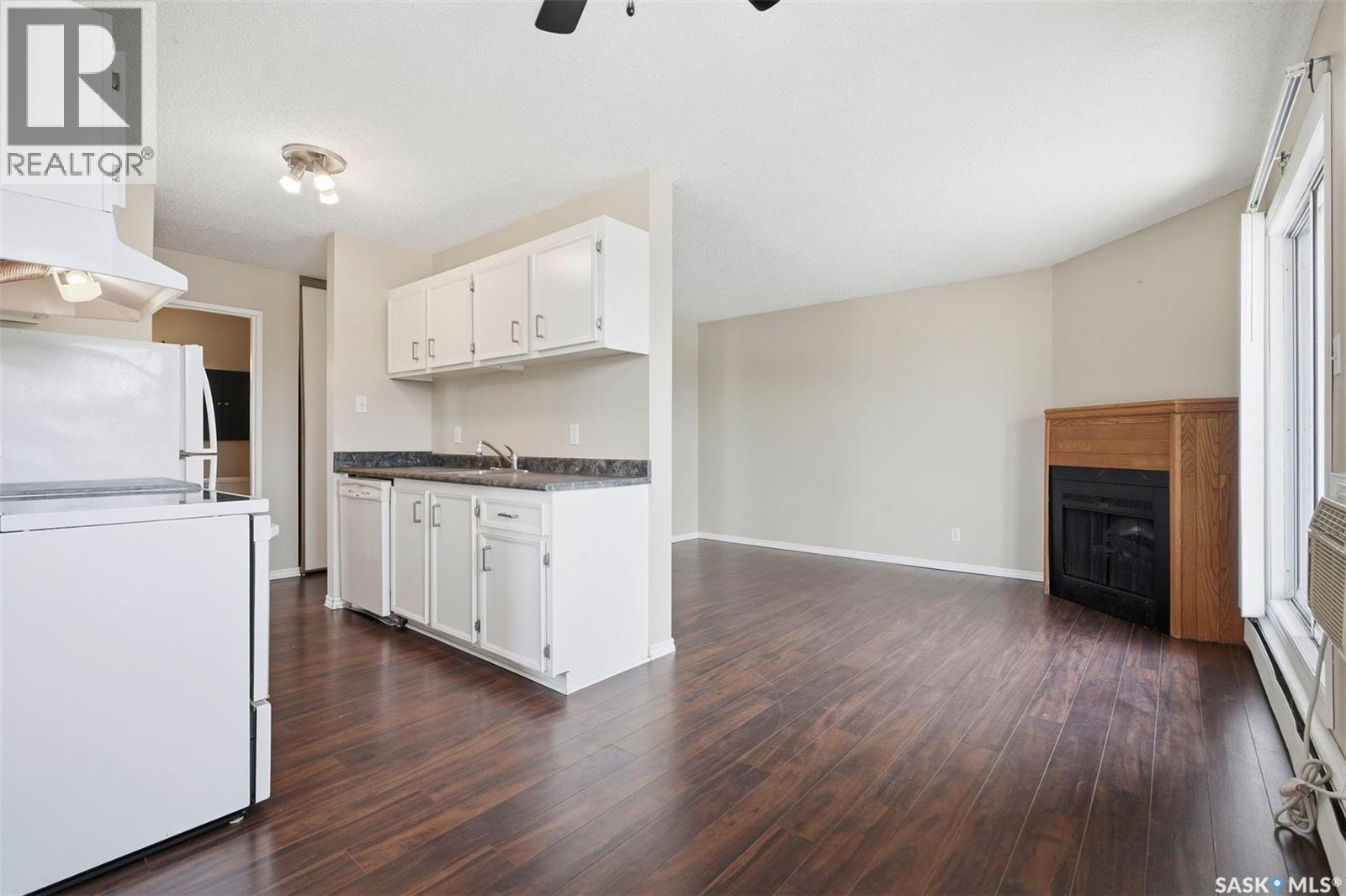 308 203 Tait Place Property Photo 17