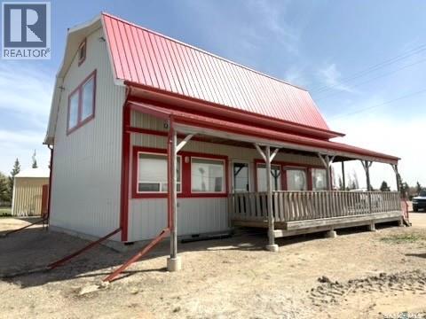 102 6 Highway N Property Photo 3