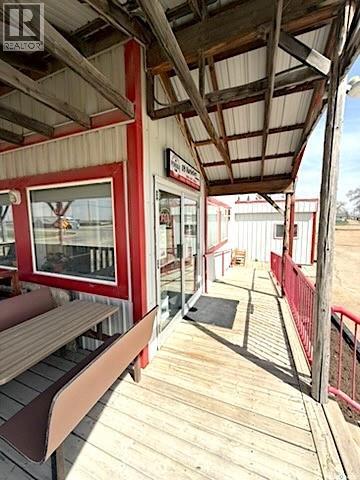 102 6 Highway N Property Photo 21