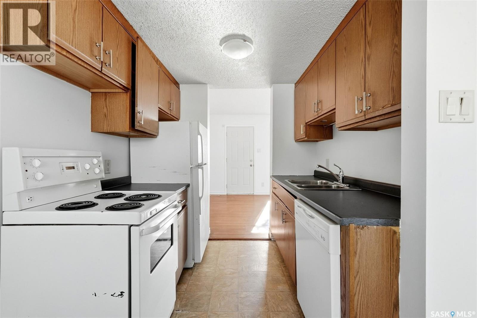 3804 Castle Road Property Photo 8