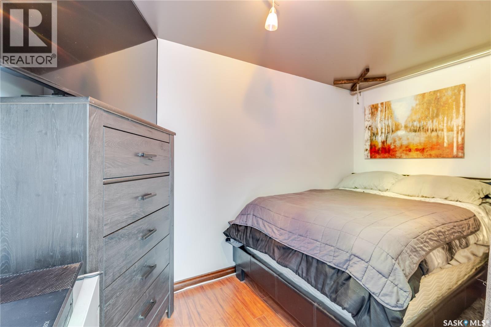 501 Railway Avenue Property Photo 11