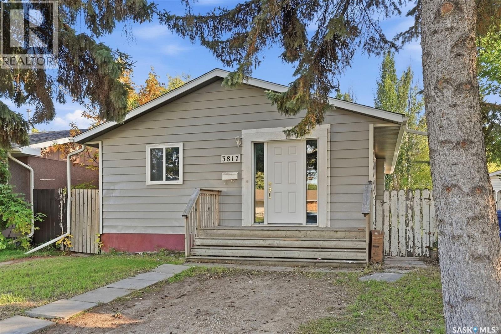 3817 Diefenbaker Drive Property Photo 2