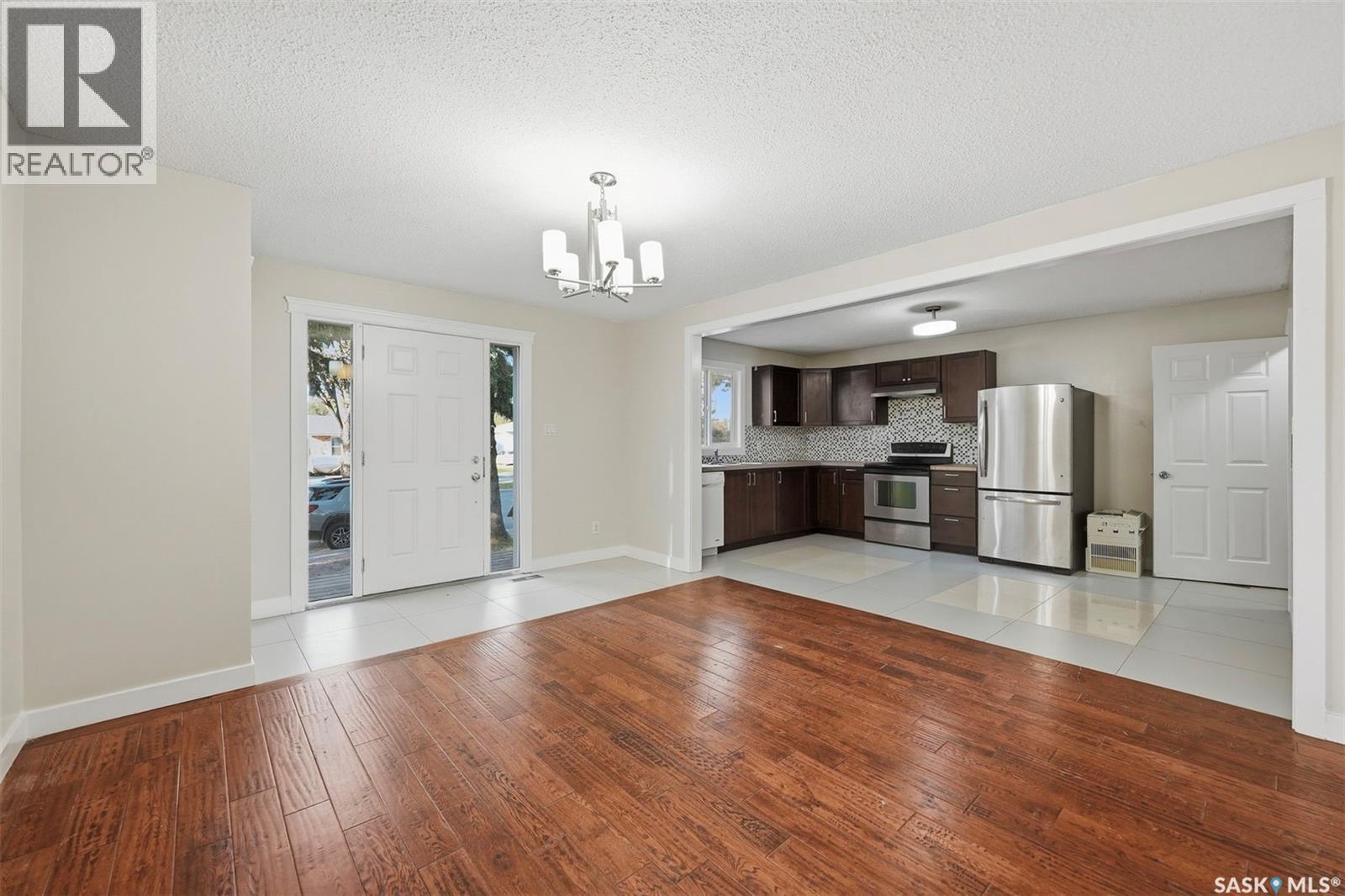 3817 Diefenbaker Drive Property Photo 6