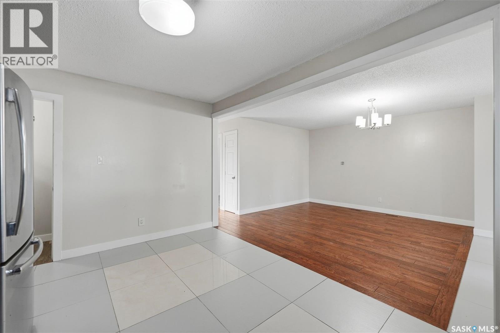 3817 Diefenbaker Drive Property Photo 11