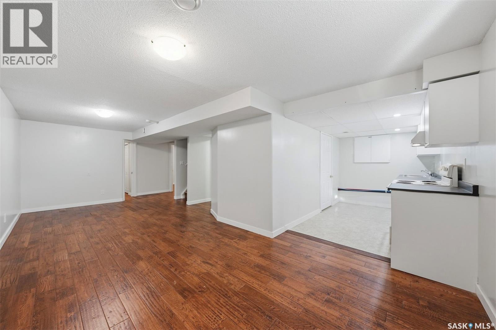 3817 Diefenbaker Drive Property Photo 21