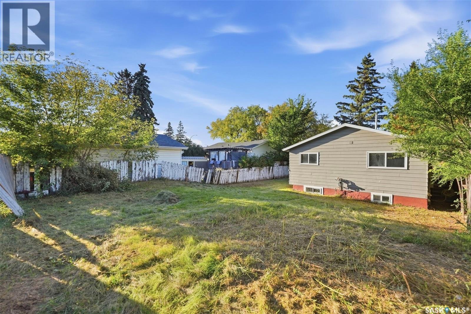 3817 Diefenbaker Drive Property Photo 29