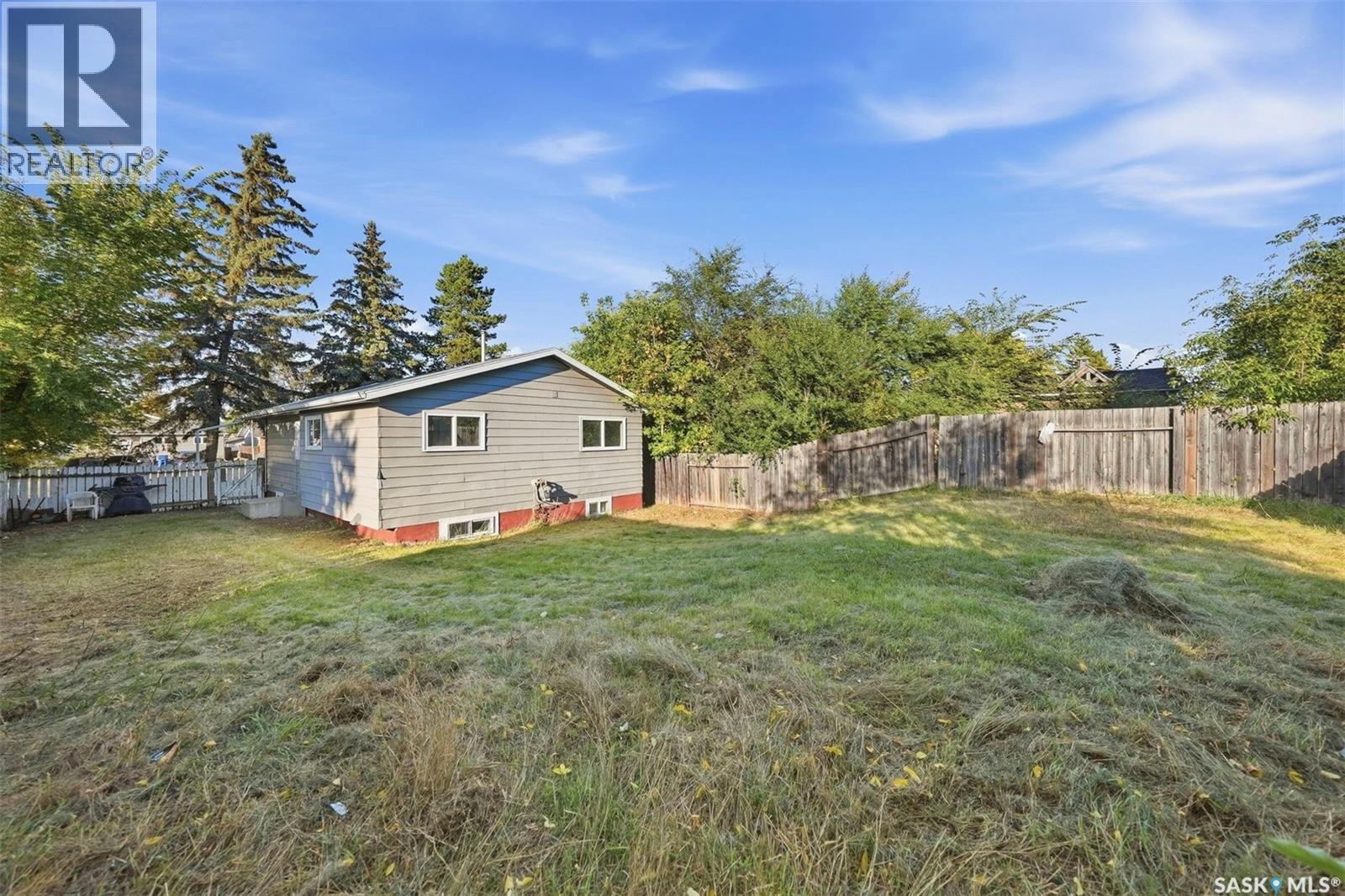 3817 Diefenbaker Drive Property Photo 30