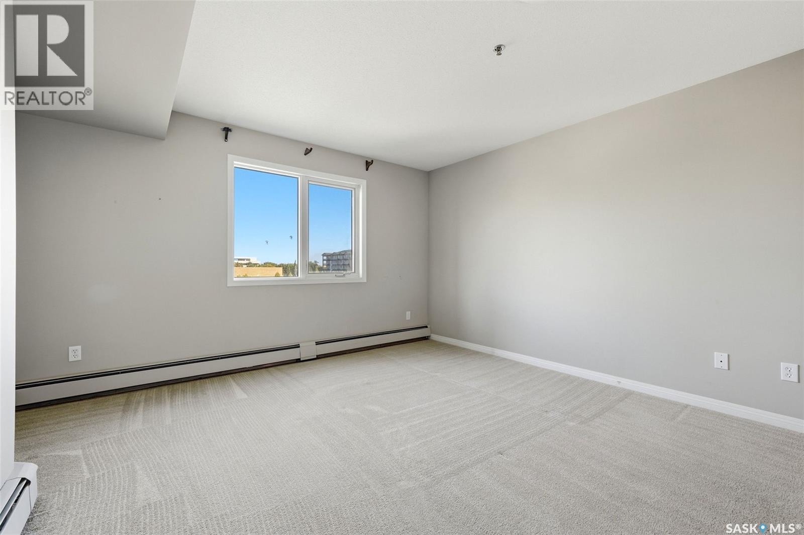 342 3605 Albert Street Property Photo 14