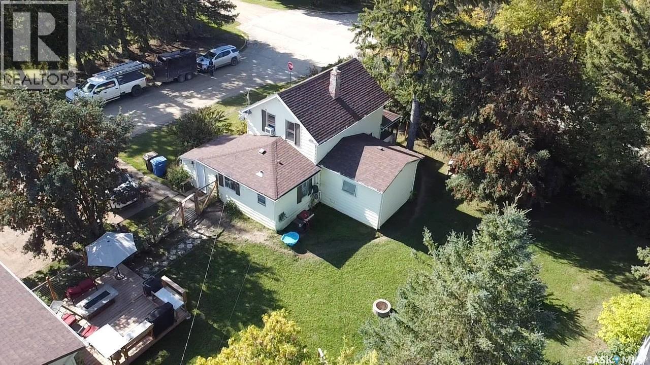 326 4th Street Property Photo 2