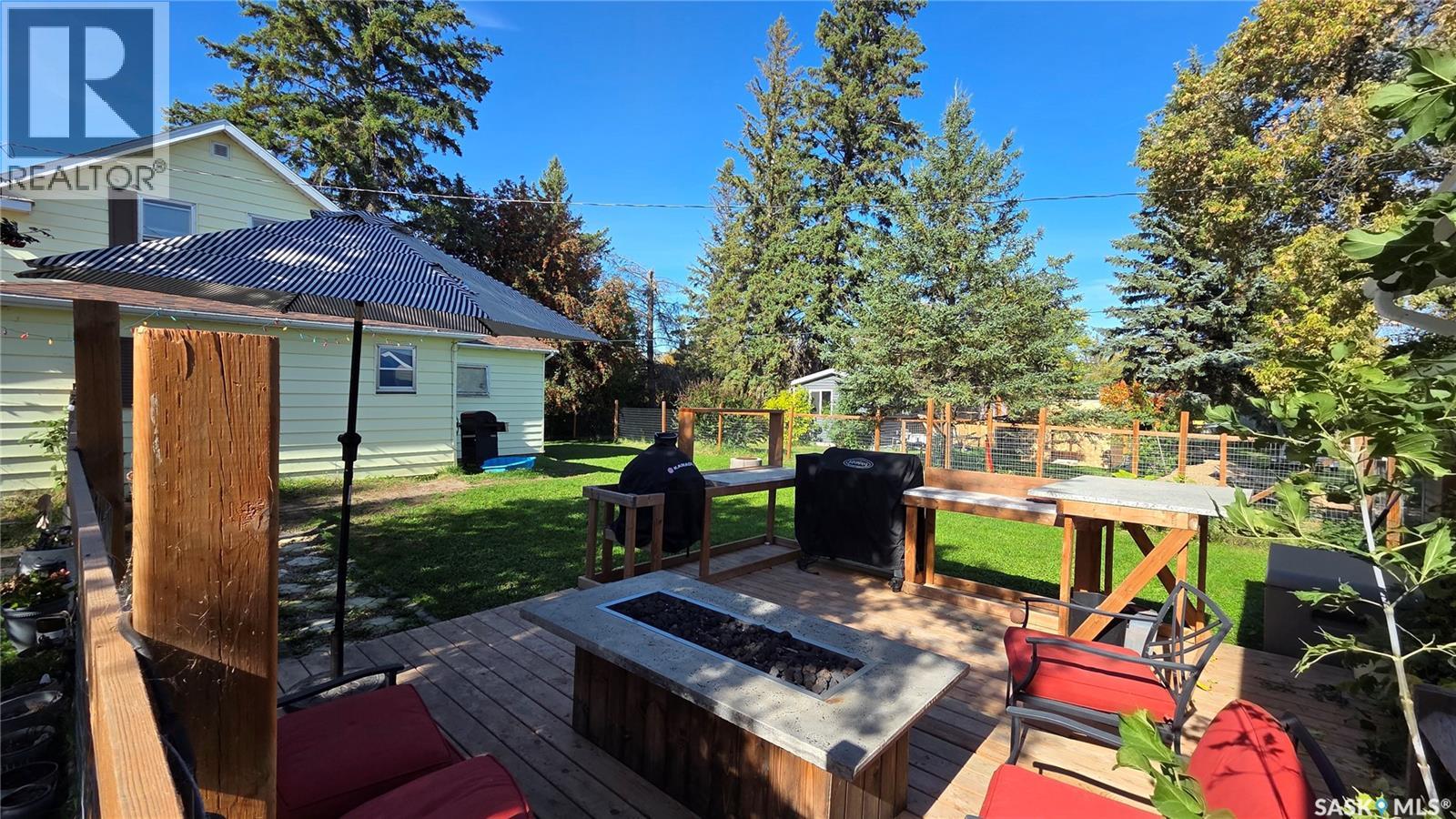 326 4th Street Property Photo 4