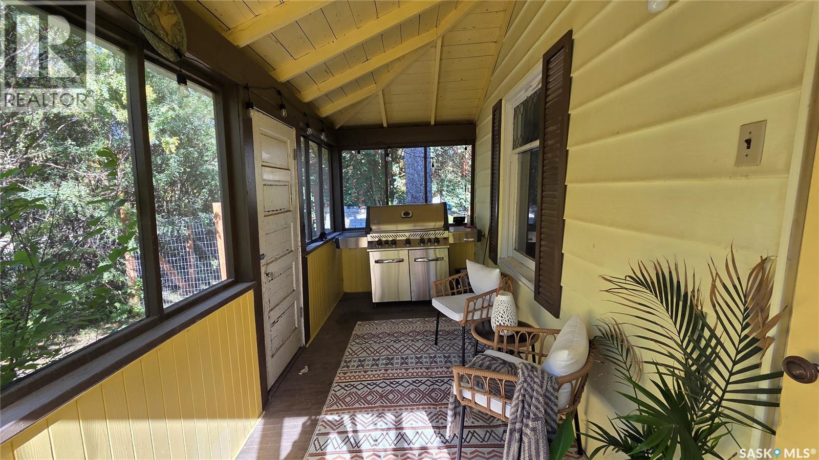 326 4th Street Property Photo 17