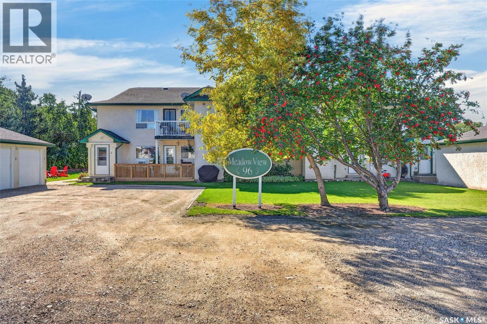7 315 3rd Street S Property Photo 1
