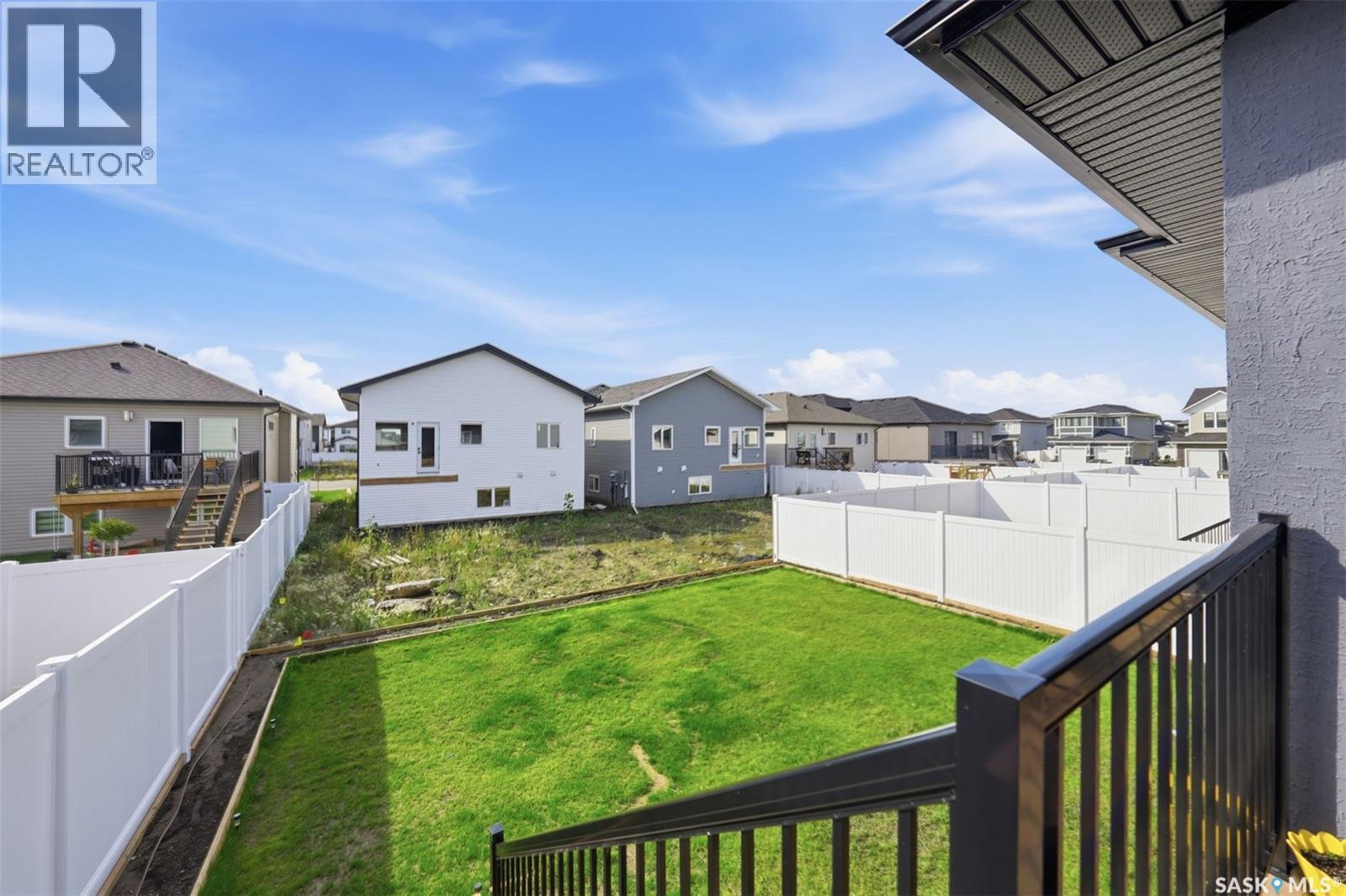 183 Mazurek Crescent Property Photo 33