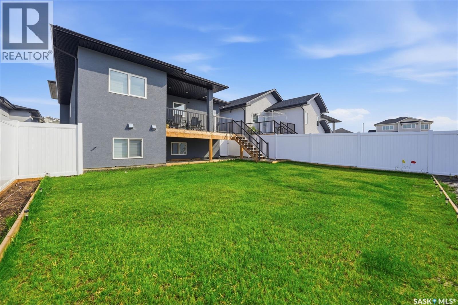 183 Mazurek Crescent Property Photo 38