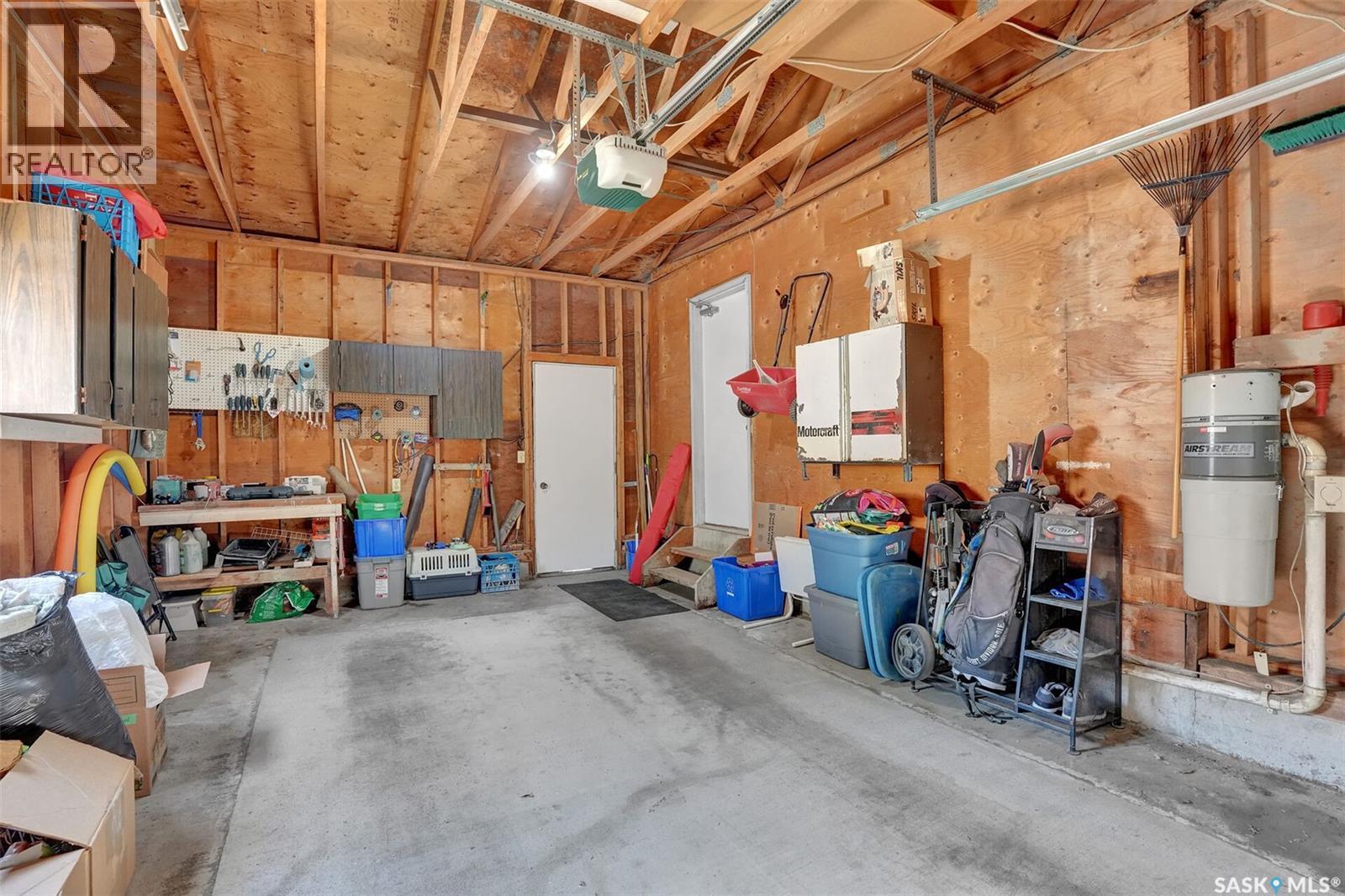 35 Litzenberger Crescent Property Photo 34