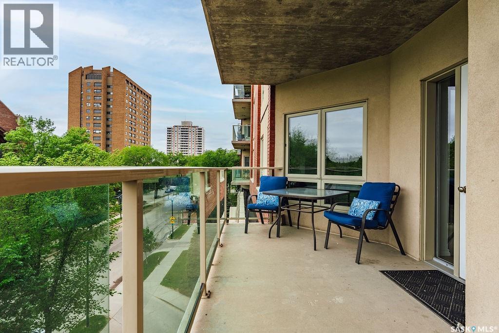 409 902 Spadina Crescent E Property Photo 32