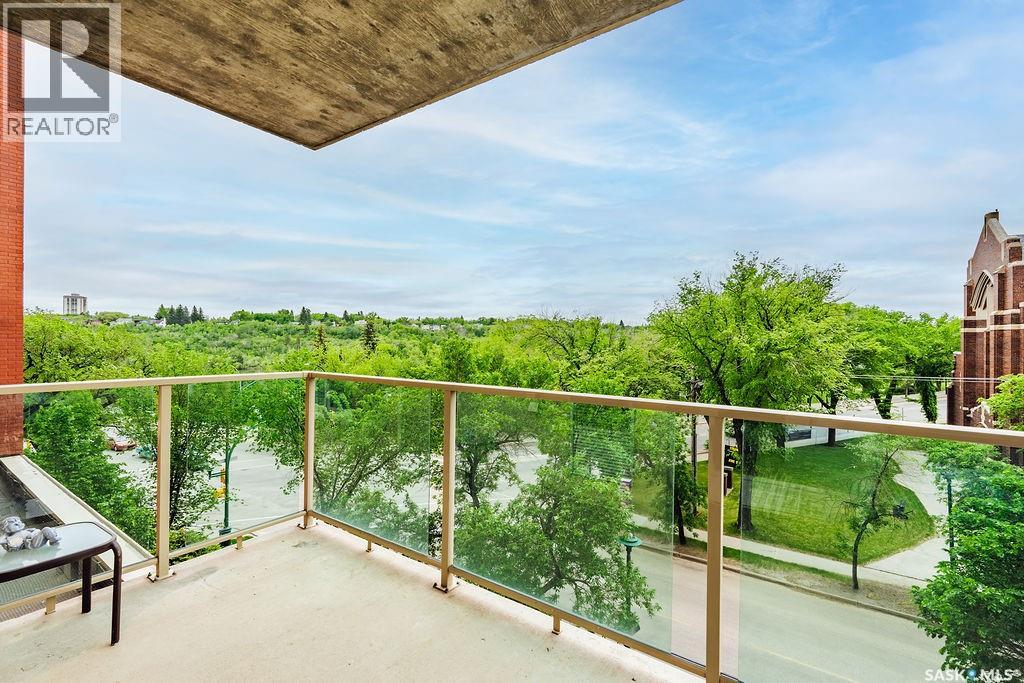 409 902 Spadina Crescent E Property Photo 34