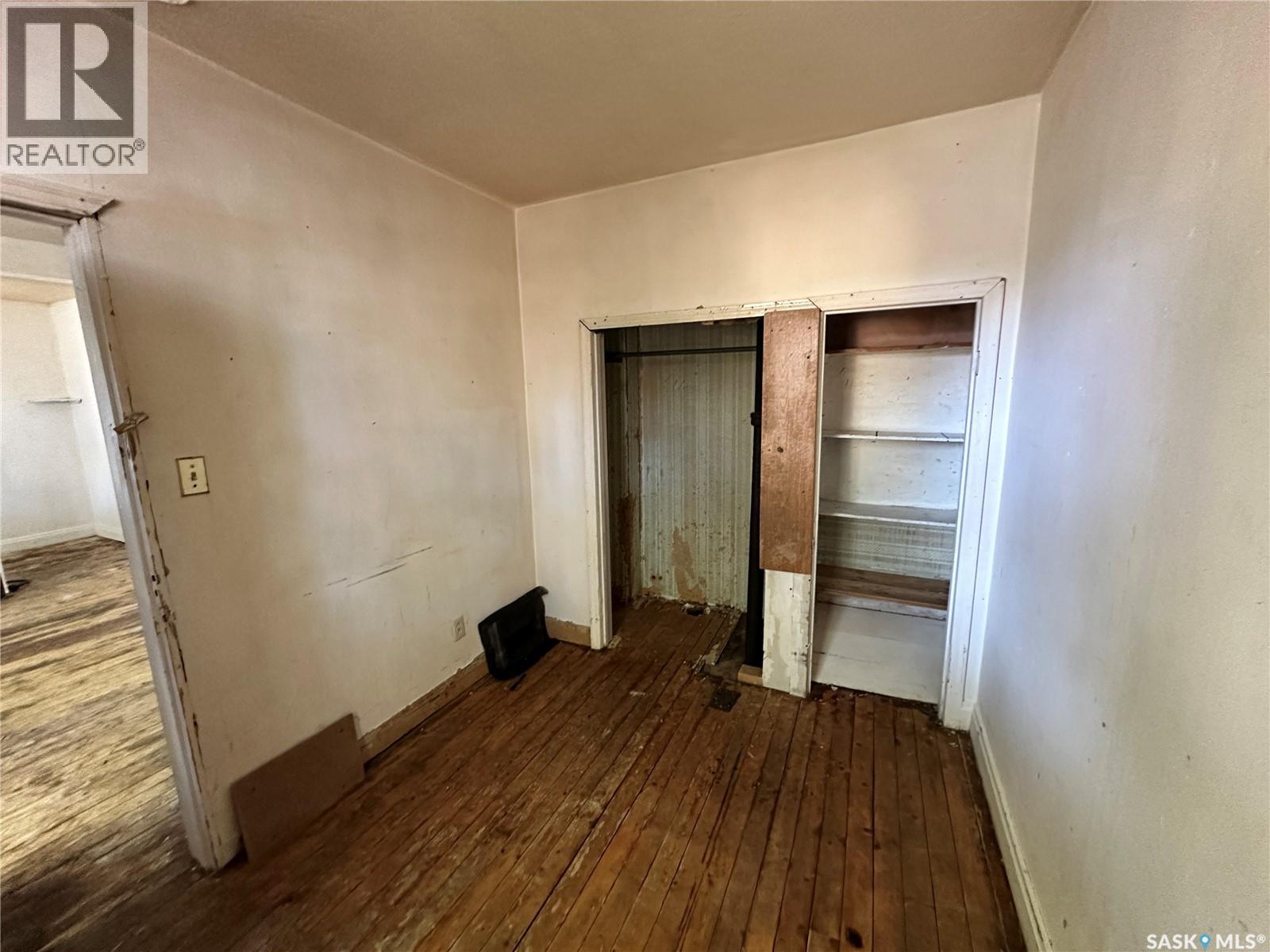 433 I Avenue S Property Photo 13