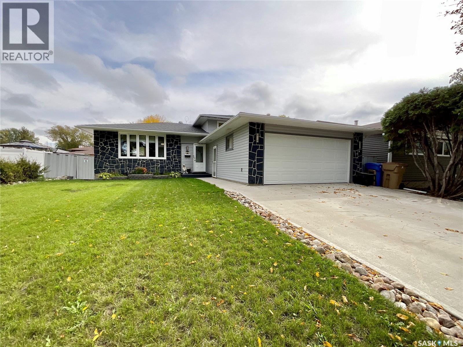 255 Litzenberger Crescent Property Photo 4