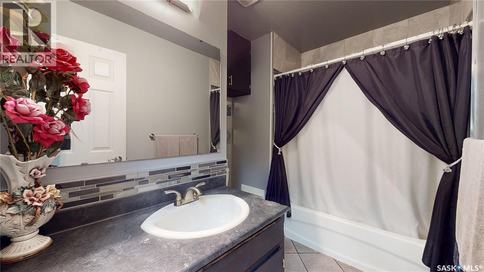 255 Litzenberger Crescent Property Photo 15