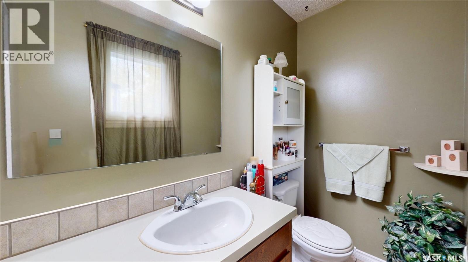 255 Litzenberger Crescent Property Photo 19