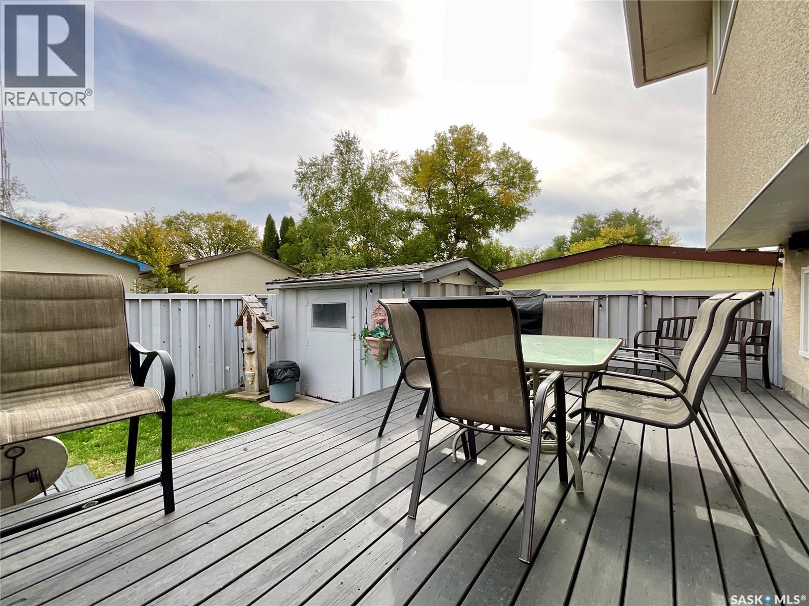 255 Litzenberger Crescent Property Photo 41