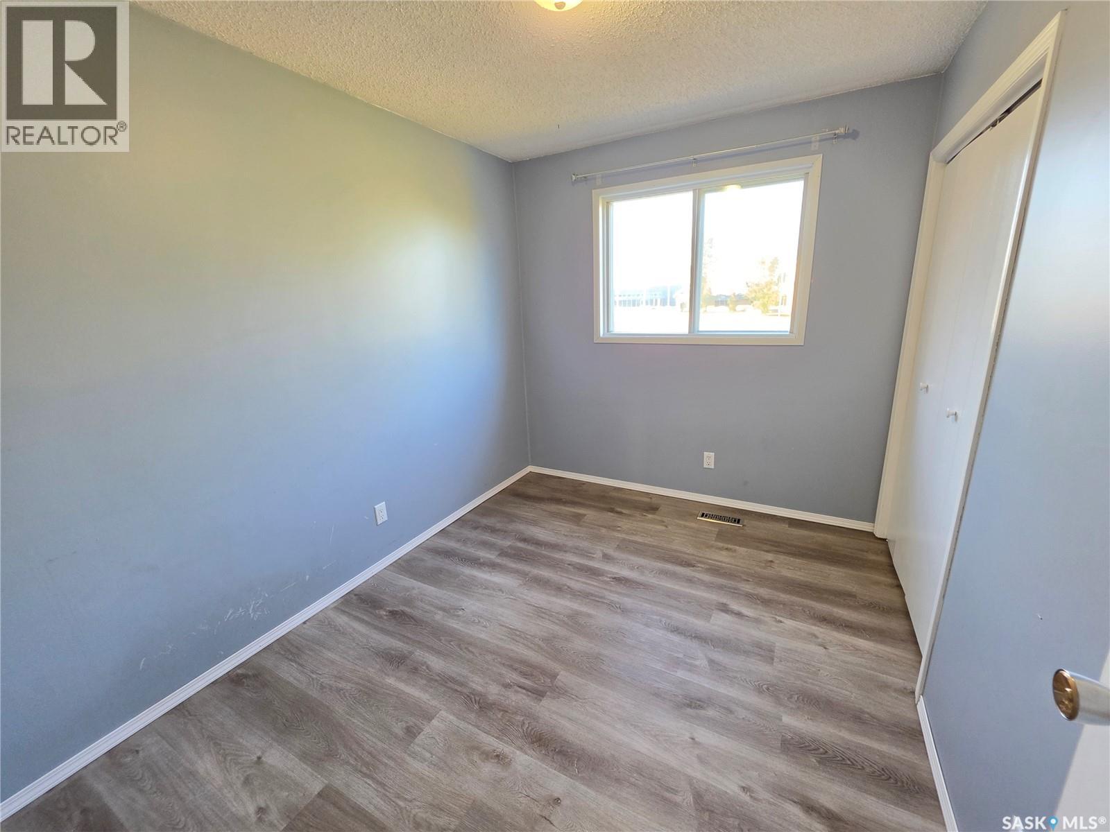 9 Stack Crescent Property Photo 8
