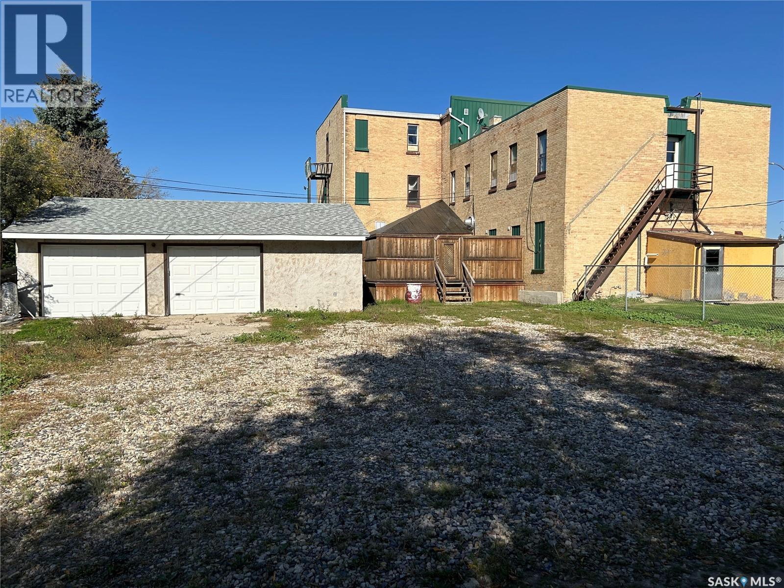 102 Main Street Property Photo 9