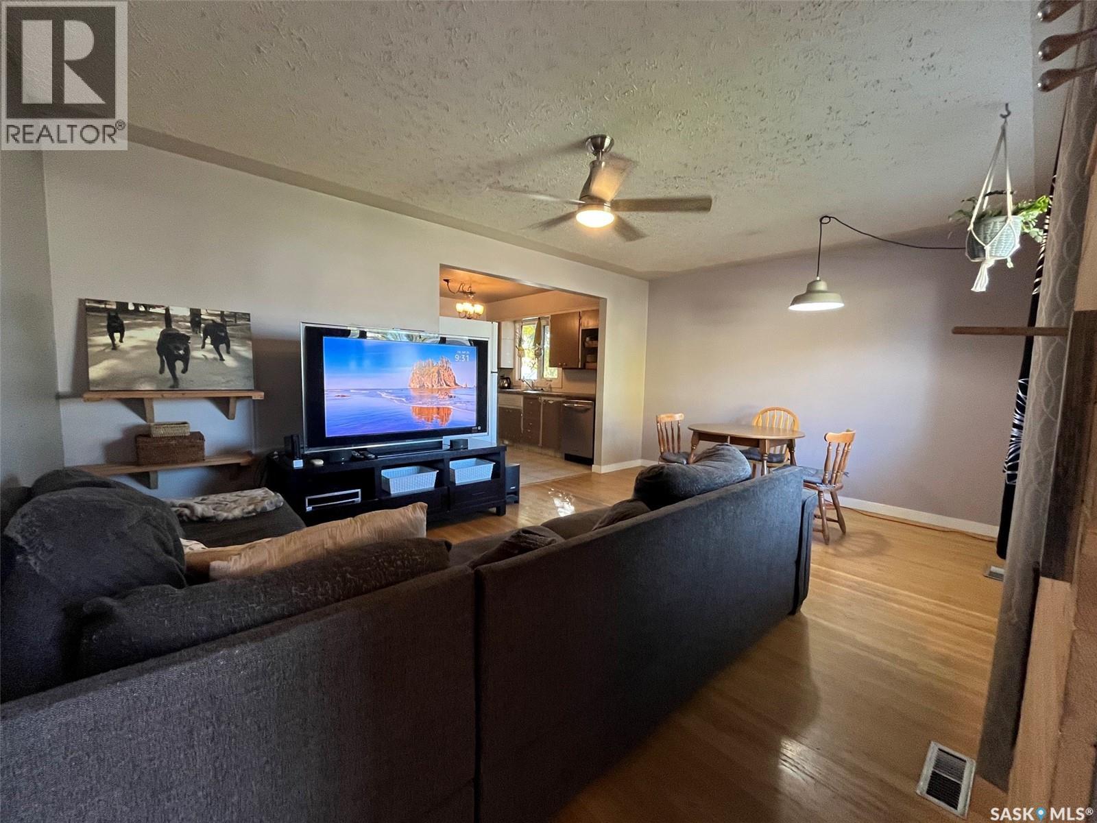 2081 Edgar Street Property Photo 6